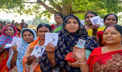 ১৫২ আসনে রেকর্ড ৯৩.১৯% ভোট! প্রথম দফায় ‘লক্ষ্মীর ভাণ্ডার’ ম্যাজিক নাকি ‘পরিবর্তন’? বড় ইঙ্গিত কমিশনের তথ্যে