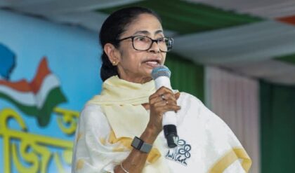 শেয়ার বাজারে ধস নামবে! বুথফেরত সমীক্ষাকে ‘বিজেপির গেমপ্ল্যান’ বলে কেন বিস্ফোরক তৃণমূল নেত্রী?