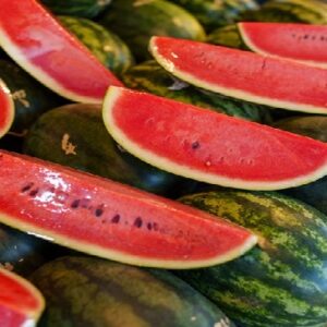 তরমুজ খাওয়ার ‘পারফেক্ট’ সময় কোনটি? ভুল করলেই হতে পারে মারাত্মক রোগ—দেখুন চিকিৎসকের পরামর্শ