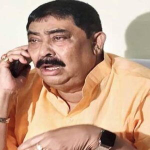 কেষ্ট নেই তো কী! বীরভূমে একসঙ্গে ৪৩ তৃণমূল নেতাকে ‘নজরবন্দি’ করল কমিশন, তালিকায় কারা?