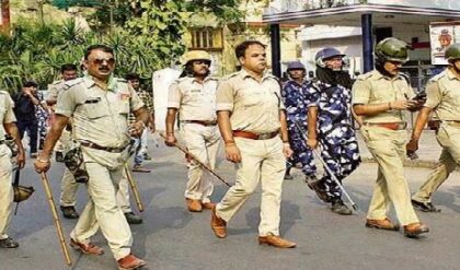 নিরাপত্তায় কোনো ফাঁক নয়! পুলিশকর্মীদের হাতে বিশেষ ‘গাইডবুক’, দ্বিতীয় দফার আগে রণকৌশল বদল অজয় নন্দার