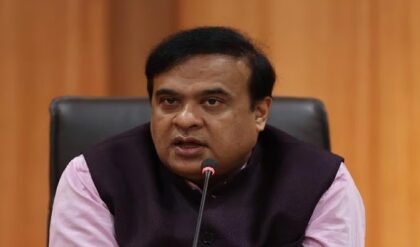 অসম ছেড়ে এবার সর্বভারতীয় রাজনীতিতে? হিমন্তের ‘আগ্রাসী’ মডেলে মজেছে পদ্ম শিবির!