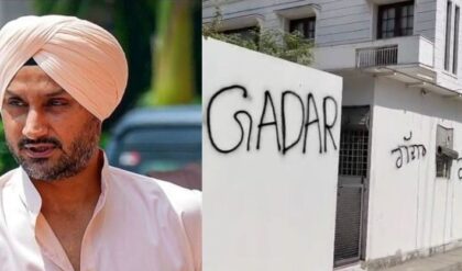 হরভজনের বাড়ির দেওয়ালে কালি, লেখা হল ‘গদ্দার’! আম আদমি পার্টি ছাড়তেই কি ‘টার্গেট’ ভাজ্জি?