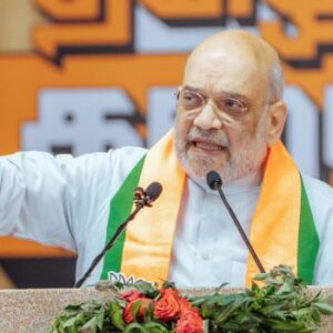 “তৃণমূল-কংগ্রেস জঙ্গিদের বিরিয়ানি খাওয়াত, মোদী দেখিয়েছে সার্জিক্যাল স্ট্রাইক!”: হুঙ্কার শাহের!