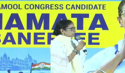 পুলিশও বিজেপির লোক!” খিদিরপুরে বিস্ফোরক মমতা, ভোটযন্ত্র পাহারা দেওয়ার কড়া নির্দেশ!