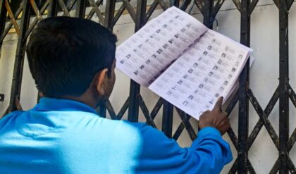 “ভোট শুরুর ২৪ ঘণ্টা আগে বড় ধামাকা!”-প্রথম দফার সাপ্লিমেন্টারি লিস্টে কাদের নাম উঠল?