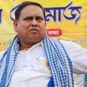 “গ্রেফতার হুমায়ুনের ভাইপো!”-ভোটের সকালেই রণক্ষেত্র মুর্শিদাবাদ! কেন্দ্রীয় বাহিনীর নাকের ডগায় বোমাবাজি