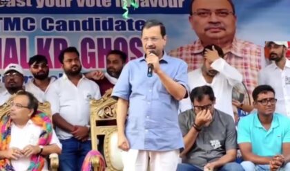 “আপনারা কি জঙ্গি?”-বাংলায় বিপুল কেন্দ্রীয় বাহিনী নিয়ে মোদীকে আক্রমণ কেজরিওয়ালের!