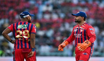 “টানা ৫ ম্যাচ হার”-পয়েন্ট টেবিলের তলানিতে দল! হতাশায় কি বললেন ঋষভ পন্ত?