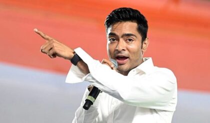 “১০০ বছর গদ্দারি করার সাহস পাবে না!”-ভোট দিয়ে বেরিয়েই মোদী-শাহকে তোপ অভিষেকের