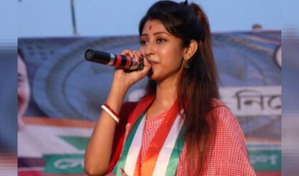 ভোট বাংলায়, হ্যাশট্যাগ বাংলাদেশে! লাভলি মৈত্রের পোস্টে চরম বিভ্রাট, ট্রোলে ভাসছে নেটপাড়া ভোট বাংলায়, হ্যাশট্যাগ বাংলাদেশে! লাভলি মৈত্রের পোস্টে চরম বিভ্রাট, ট্রোলে ভাসছে নেটপাড়া