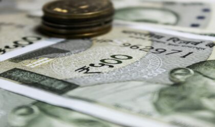 ডলারের দাদাগিরি শেষ! ইরানের তেলের দাম মেটাতে ‘দেশি’ ছক ভারতের, বিশ্বজুড়ে হইচই