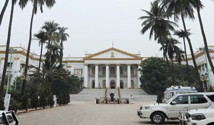 ভোটকর্মীদের জন্য বড় খবর! ভোট শেষেই ফেরা যাবে বাড়ি, বুথের ক্যামেরা নিয়ে নিয়ম বদলে দিল কমিশন