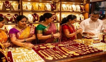 হুড়মুড়িয়ে পড়ল সোনার দাম! আজ কি সোনা কেনার সেরা সময়? জেনে নিন রাজ্যে ২৪ ও ২২ ক্যারেটের লেটেস্ট রেট