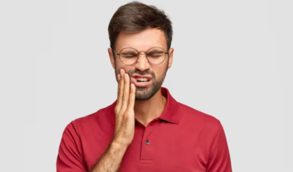 অল্প বয়সেই দাঁত নড়ছে? সাবধান! এই লক্ষণগুলো এড়িয়ে গেলে ভবিষ্যতে পস্তাতে হবে আপনাকেও