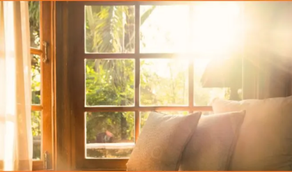 গরমে ঘর ঠান্ডা রাখতে জানালা কি বন্ধ রাখা উচিত? ভুল করলেই বাড়বে বিপদ, জানুন আসল নিয়ম!