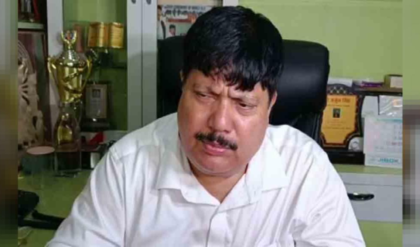 নোয়াপাড়ায় ডামি ইভিএম ঘিরে লঙ্কাকাণ্ড! ভোটারদের মগজধোলাইয়ের অভিযোগে সরব অর্জুন সিং