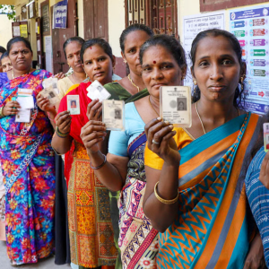 ১১টাতেই ৩৯.৯৭%! শেষ দফার মহারণে বুথমুখী বাংলা, ভোটদানে আপাতত ফার্স্ট বয় পূর্ব বর্ধমান