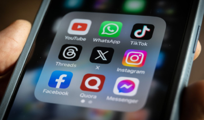 জমি-বাড়ির মতো এবার সোশ্যাল মিডিয়ারও হবে ‘উইল’! মৃত্যুর পর কে পাবেন আপনার ফেসবুক-ইনস্টাগ্রামের দখল?