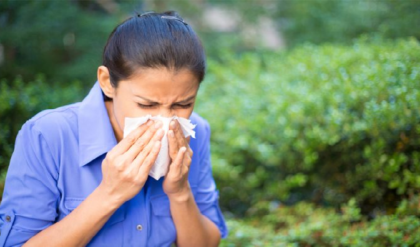 বারবার হাঁচি আর চুলকানিতে নাজেহাল? অ্যালার্জি বিদায় করার জাদুকরী ৫ উপায়!