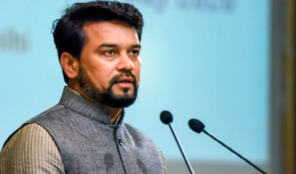 “৪ মে বিজেপি আসছে, টিএমসি যাচ্ছে!” ভোটমুখী বাংলায় অনুরাগের গর্জনে শোরগোল