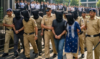 “স্ত্রীকে পাঠিয়ে দাও আমার কাছে…” TCS কর্মীকে টিম লিডারের কদর্য প্রস্তাব! গ্রেফতার ৮