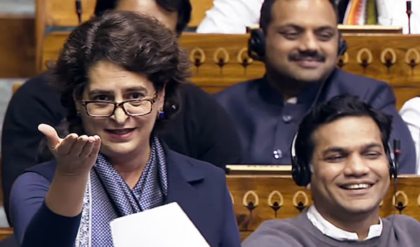 ২১ মিনিটের ঝড়ে কুপোকাত শাহ-বাহিনী! লোকসভায় হাসিমুখে মোক্ষম চাল প্রিয়াঙ্কার