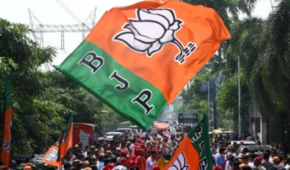 জেলে বসেই মিলল টিকিট? কলকাতা পোর্টে হেভিওয়েট লড়াইয়ে বিজেপির বাজি রাকেশ সিং! জেলে বসেই মিলল টিকিট? কলকাতা পোর্টে হেভিওয়েট লড়াইয়ে বিজেপির বাজি রাকেশ সিং!