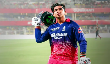 সত্যিই কি ১৫? ব্যাটিং তাণ্ডবের মাঝে ‘বিস্ময় বালক’ সূর্যবংশীর সারল্যই এখন সোশ্যাল মিডিয়ায় হিট