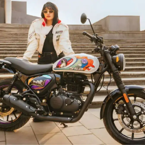 তেলের দাম নিয়ে চিন্তিত? ৩৫০ সিসির এই ৫টি বাইক দেবে অবিশ্বাস্য মাইলেজ, তালিকায় সেরা কে? তেলের দাম নিয়ে চিন্তিত? ৩৫০ সিসির এই ৫টি বাইক দেবে অবিশ্বাস্য মাইলেজ, তালিকায় সেরা কে?