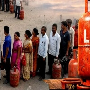 যুদ্ধের আবহেও চিন্তা নেই হেঁশেল নিয়ে! দেশে রান্নার গ্যাসের উৎপাদন একলাফে বেড়ে ৬০%, কাতার সফর শেষে বড় আপডেট যুদ্ধের আবহেও চিন্তা নেই হেঁশেল নিয়ে! দেশে রান্নার গ্যাসের উৎপাদন একলাফে বেড়ে ৬০%, কাতার সফর শেষে বড় আপডেট