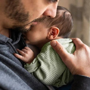 শুধু মা নন, বাবা হওয়ার পর অবসাদে ভোগেন পুরুষরাও! লোকলজ্জার ভয়ে লুকিয়ে রাখা এই সত্য জানলে চমকে যাবেন