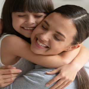 সন্তান কি আপনার থেকে দূরে সরে যাচ্ছে? বকাঝকা ছেড়ে বন্ধু হওয়ার এই ৫টি গোপন মন্ত্র আজই জানুন!