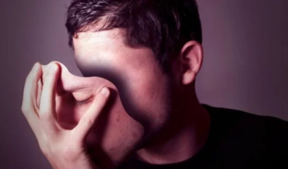 সাবধান! মেসেজে এই ৫টি লক্ষণ দেখলেই বুঝবেন আপনার সাথে মিথ্যা বলা হচ্ছে