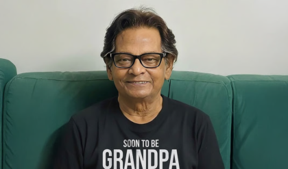 নববর্ষের প্রথম ভোরে ‘রায়বাঘিনী’র আগমন! নাতনির মুখ দেখে খুশিতে আত্মহারা প্রভাত রায় নববর্ষের প্রথম ভোরে ‘রায়বাঘিনী’র আগমন! নাতনির মুখ দেখে খুশিতে আত্মহারা প্রভাত রায়