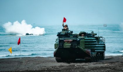 যুদ্ধের মেঘ? তাইওয়ানের আকাশ ও সমুদ্রে চিনা ফৌজের সাঁড়াশি অভিযান! যুদ্ধের মেঘ? তাইওয়ানের আকাশ ও সমুদ্রে চিনা ফৌজের সাঁড়াশি অভিযান!