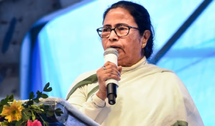 ‘অত্যাচারের বদলা নিন ব্যালটে’! নববর্ষের শুভেচ্ছা জানিয়েই বিজেপিকে তীব্র আক্রমণ মমতার ‘অত্যাচারের বদলা নিন ব্যালটে’! নববর্ষের শুভেচ্ছা জানিয়েই বিজেপিকে তীব্র আক্রমণ মমতার