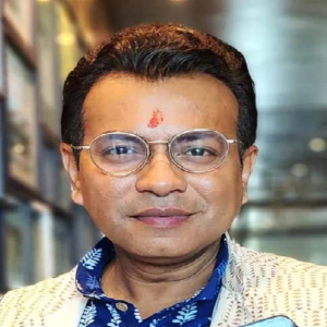 ‘নরক গুলজার শিবপুর!’ জমা জল মাড়িয়েই প্রচার রুদ্রনীল ঘোষের, বিঁধলেন তৃণমূলের দুর্নীতিকে