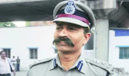 ভেঙে পড়েছে আইনশৃঙ্খলা! ডিজি ও ডিএম-কে শো-কজ শীর্ষ আদালতের, জালে আইএসএফ প্রার্থী