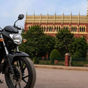 ‘আইন তৈরির ক্ষমতা কমিশনের নেই!’ বাইক নিয়ন্ত্রণ মামলায় হাইকোর্টে প্রবল চাপে নির্বাচন কমিশন