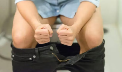 কোষ্ঠকাঠিন্য থেকে মুক্তি পেতে চান? ভুল করেও ছোঁবেন না এই তিনটি জিনিস!