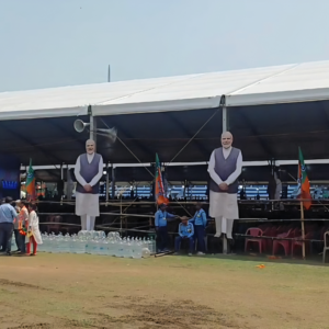 ‘মুঝে বাবুল চাহিয়ে’ থেকে আজকের শিল্পাঞ্চল, দীর্ঘ ১০ বছর পর পোলো গ্রাউন্ডে মোদি, তুঙ্গে উন্মাদনা ‘মুঝে বাবুল চাহিয়ে’ থেকে আজকের শিল্পাঞ্চল, দীর্ঘ ১০ বছর পর পোলো গ্রাউন্ডে মোদি, তুঙ্গে উন্মাদনা