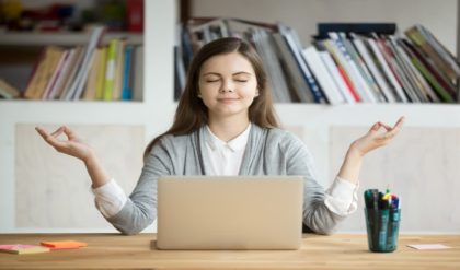 অফিসে ৯টা-৫টা কাজ করেও কমবে মেদ! মেনে চলুন এই ৫টি সহজ জাদুকরী কৌশল