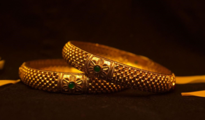 আকাশছোঁয়া সোনা! অক্ষয় তৃতীয়ায় কি ১.৫ লাখে পৌঁছাবে দর? মাথায় হাত মধ্যবিত্তের!