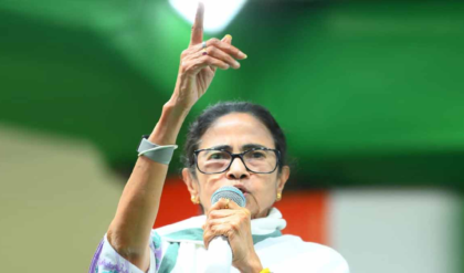 উত্তরে মমতার ম্যারাথন প্রচার! মাথাভাঙা থেকে দিনহাটা— একাই তিন সভা তৃণমূল নেত্রীর