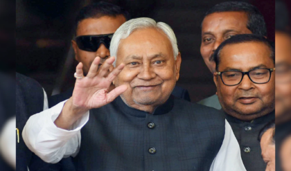 রেকর্ড ১০ বার মুখ্যমন্ত্রী থাকার পর দিল্লি পাড়ি! বড় চালে বিহারের রাজনীতি ওলটপালট করলেন নীতীশ