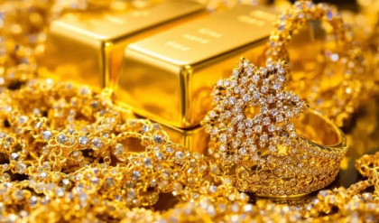 পয়লা বৈশাখের আগে মাথায় বাজ! কলকাতায় দেড় লাখ পেরোল সোনার দাম, কারণ সেই যুদ্ধ?