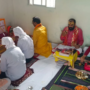 ইঞ্জিনিয়ারিং যখন ব্যর্থ, ভরসা তখন চণ্ডীপাঠে! তিনবার ধসে পড়া বিহারের সেই অভিশপ্ত সেতুতে এবার তুকতাক