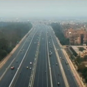 ৪৫ মিনিটে লখনউ টু কানপুর! ঝড়ের গতিতে পৌঁছালেও পকেটে পড়বে টান, গুনতে হবে ৩ গুণ টোল