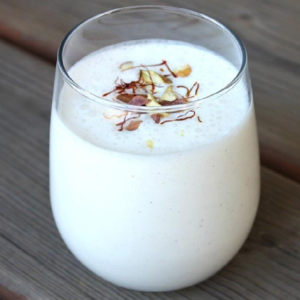 গরমে প্রাণ জুড়াতে ঘরেই বানান দোকানের মতো ‘শাহি মালাই লাচ্ছি’! রইল তৈরির সবথেকে সহজ সিক্রেট রেসিপি